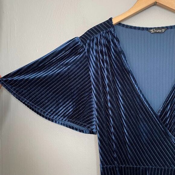 Simplee Apparel Blue Velvet Midi Dress - Picture 4 of 9